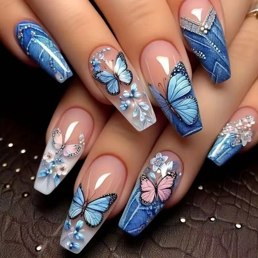 Nail Art Denim - เล็บปลอมแบบกดติดลายผีเสื้อสปริง 24 ชิ้น ทรงโลงศพ สีน้ำเงินเดนิมและสีชมพู สำหรับงานปาร์ตี้