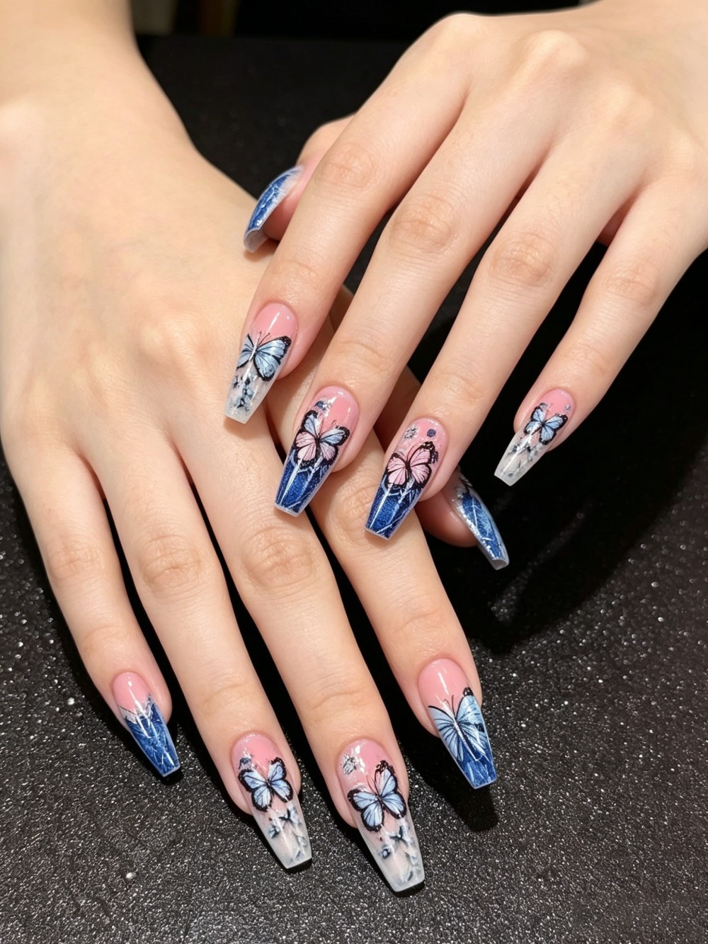 เล็บปลอมแบบกดติดลายผีเสื้อสปริ - Nail Art Denim บทวิจารณ์และราคา