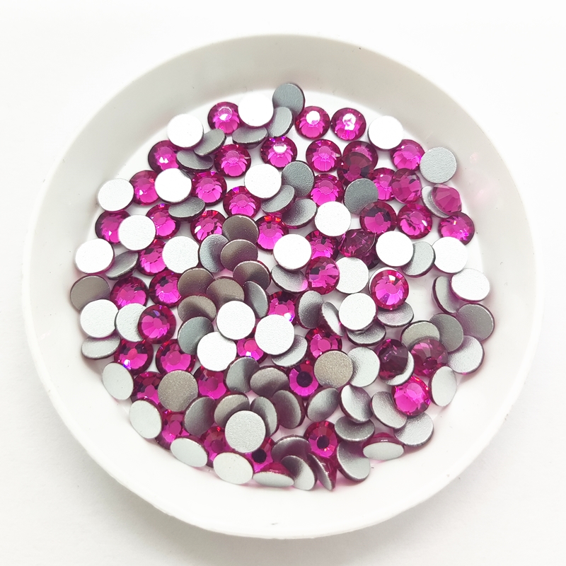 พลอยเทียมแบบด้านหลังเรียบแก้วบ - Nail Art Fuchsia บทวิจารณ์และราคา